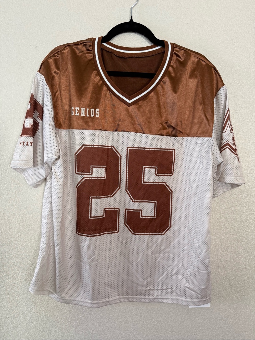 NWT Verdusa Women’s Athletic Jersey Oversized Shirt in Brown and White
